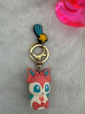 Pokémon Sylveon Silicone Keychain with Shooting Star